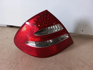 Mercedes-Benz E-Class W211 Lhs Taillight.