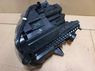 Mini Cooper Countryman F60 LCI Left LED Headlight.