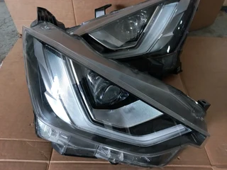 2017 - 2025 Isuzu Dmax Left &amp; Right LED Headlights.