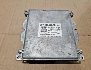 2017 - 2020 Audi A4 S4 RS4 B9 LED Headlight DRL Ballast Module ECU - 7PP941572AB