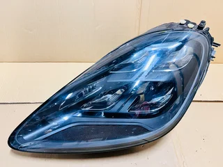 Porsche Cayenne 959 Turbo GTS Left Full LED Light.
