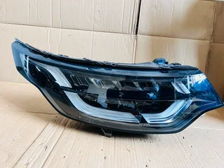 Land Rover Discovery 5 L462 Right LED Headlight.