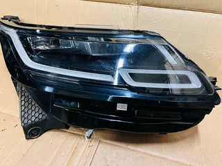 Land Rover Range Rover Velar Right Full LED Headlight.