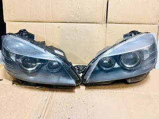 Mercedes-Benz C-Class W204 C63 Pre-LCI Xenon Headlights.