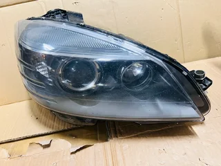 Mercedes-Benz C-Class W204 C63 Pre-LCI Xenon Headlights.