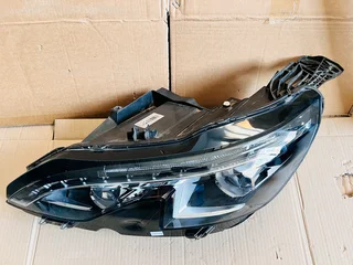 2017 PEUGEOT 3008 5008 Left Full LED Headlight.