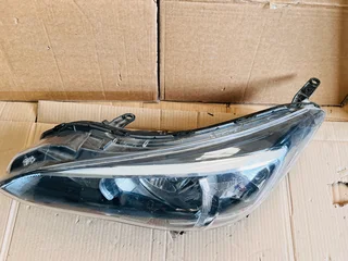2017 - 2019 Subaru Impreza Left Halogen Headlight.