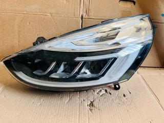 2017 Renault Clio IV Left Full LED Headlight.