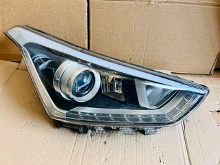 2016 - 2020 Hyundai Creta Right Headlight.
