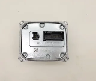 2014 - 2017 Mercedes Headlight Control Module Left E250 E63 AMG - A218900720680