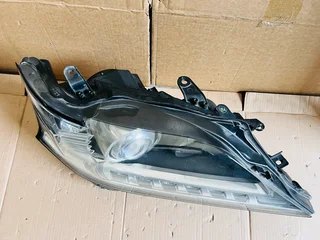 2013 - 2015 Lexus RX450h RX350 Right Xenon HID Headlight.