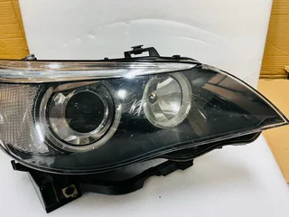 2004-2007 BMW E60 525i 528i 550i Right HID Xenon Dynamic Headlight OEM