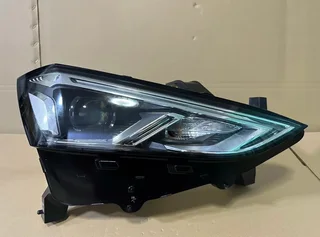 2023 2024 Isuzu MUX Right Driver Side Headlight.