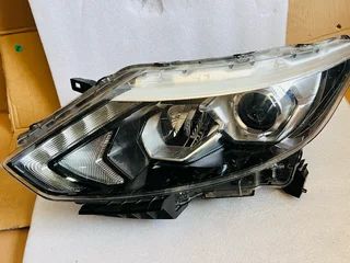 2014-2017 Nissan Qashqai J11 Left LED Headlight.