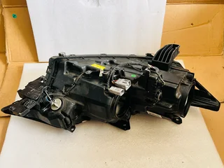 2019-2022 Mitsubishi OUTLANDER Left Headlight.