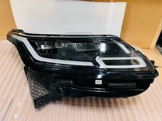 2015-2020 Pair Headlight Assembly For Land Rover Range Rover Velar.