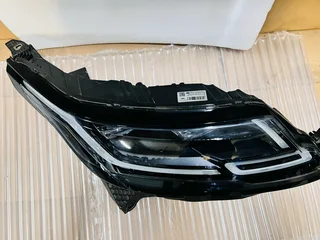 2015-2020 Pair Headlight Assembly For Land Rover Range Rover Velar.