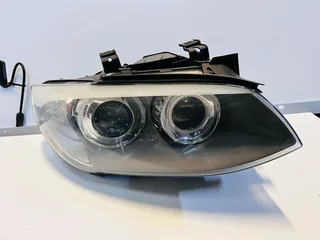 BMW E92 E93 328i 335i Driver Left Side Xenon Headlight Assembly 2010-2012.
