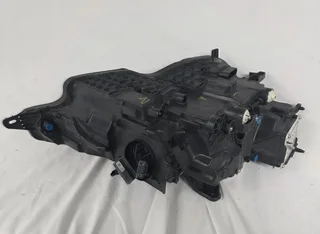 2019 2020 Volvo S60 V60 LED Left Headlight OEM 32228866.