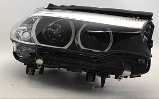 BMW 5 Series G30,G31 LED Headlight RIGHT USED GENUINE 8499112