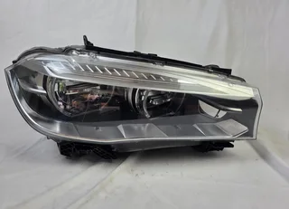 BMW X5 F15 F85 F16 F86 LCI Adaptive LED Headlight PAIR GENUINE 7214851 7471348