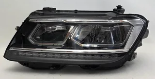 Volkswagen 5NB941035D Left Front LED Headlight for Tiguan II (2016–2025)