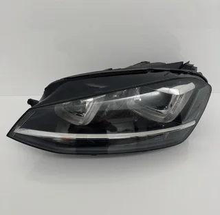 Volkswagen Golf 7 R LED Headlight.