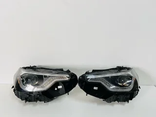 2022-2025 BMW 230i / M240i / M2 G42 Right Headlight OEM GOLD Adaptive LED (Part No. 5A320F8-09)