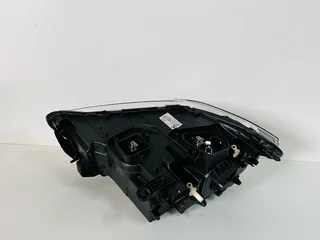 2017 BMW X1 Series F48 Right (Driver Side) Full LED Headlight.