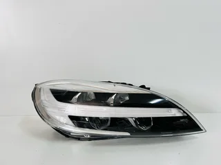 OEM 2016–2019 Volvo V40 Facelift LED Headlight (Driver Side).