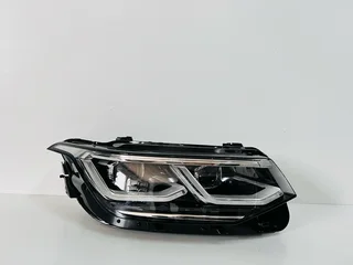 2022-2024 Volkswagen Tiguan Right (Driver Side) LED IQ-Light Headlight Assembly OEM 5NB