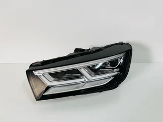 2018–2020 Audi Q5 / SQ5 Left (Passenger Side) LED Headlight – OEM