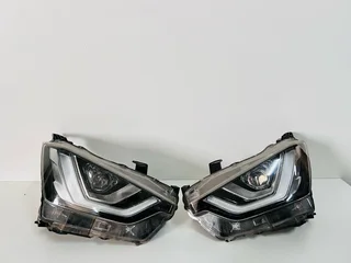 2019-2022 Isuzu D-Max (Driver &amp; Passenger Side) LED Headlights.