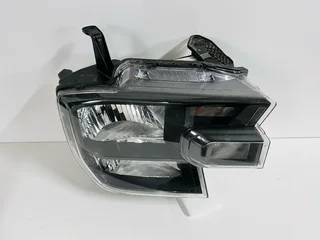 2022–2025 Ford Ranger T9 Right (Driver Side) Headlight.