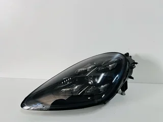 2019–2021 Porsche Cayenne (8Y0) Left (Passenger Side) LED Matrix Headlight.