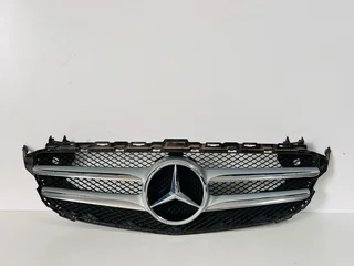 Mercedes-Benz C180, C200, C220, C250, C300, C350, C43 AMG Front Grille.