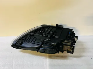 Porsche Cayenne Left (Driver Side) Xenon Headlight – 2011–2014 – Genuine OEM