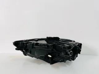 Audi A3 / S3 / RS3 Right (Driver Side) Matrix LED Headlight – OEM | 8V0 / 8V7 / 8VE