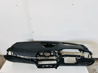 BMW G20 / G21 / G22 / G23 Dashboard – OEM Genuine Interior Panel	•	Genuine OEM Part