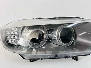 BMW 3 Series E90 / E91 LCI Right (Driver Side) Xenon Headlight – Genuine OEM.