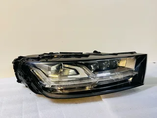 2pcs Matrix LED Headlights for 2017–2019 Audi Q7 / SQ7 – Left &amp; Right (OEM 4M0 / 4MB)