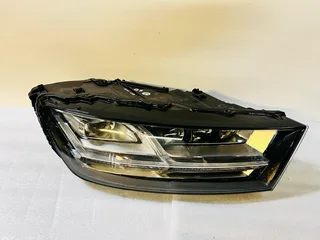 2pcs Matrix LED Headlights for 2017–2019 Audi Q7 / SQ7 – Left &amp; Right (OEM 4M0 / 4MB)