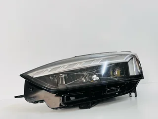Audi A5 / S5 / RS5 F5 Laser LED Headlight – Left (Passenger Side) | OEM 8W0 941 085 A