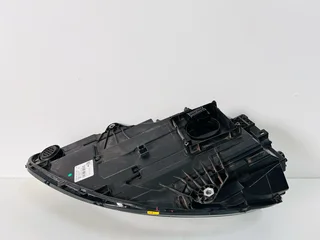 PORSCHE MACAN 95B FACELIFT – Right (Driver Side) LED Headlight | OEM 2019