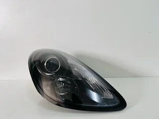 PORSCHE 981 GT4 BOXSTER / CAYMAN 2012–2016 – Right (Driver Side) Xenon Headlight