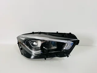 Original Mercedes-Benz W118 CLA LED High Performance Right (Driver Side) Headlight – A1189068400