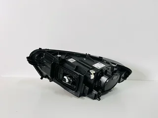 Original Mercedes-Benz W118 CLA LED High Performance Right (Driver Side) Headlight – A1189068400