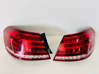 Mercedes-Benz E-Class W212 Sedan Left & Right LED Taillights (OEM)