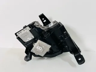 2014–2021 Jeep Grand Cherokee (WK2) Sequential LED Headlights – Black Edition