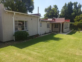 Cottage/garden flat to rent